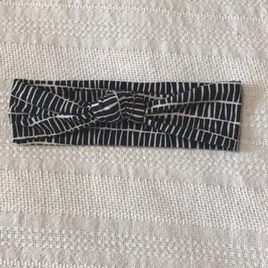 Stretchy and soft baby headband